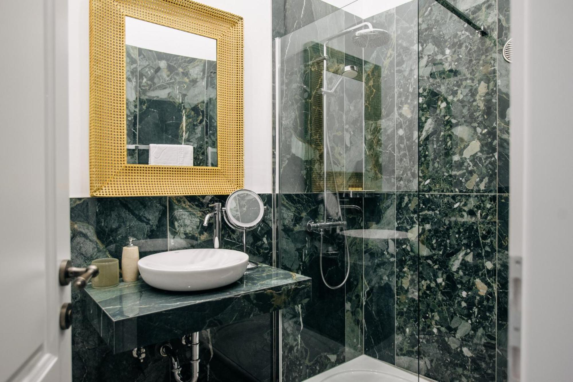 Central W Apartment & Rooms By Duhomes Ragusa Esterno foto