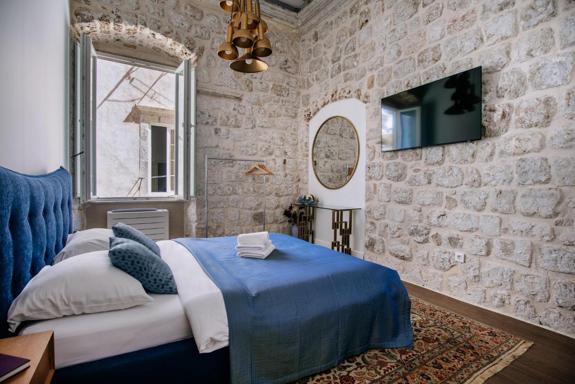 Central W Apartment & Rooms By Duhomes Ragusa Esterno foto