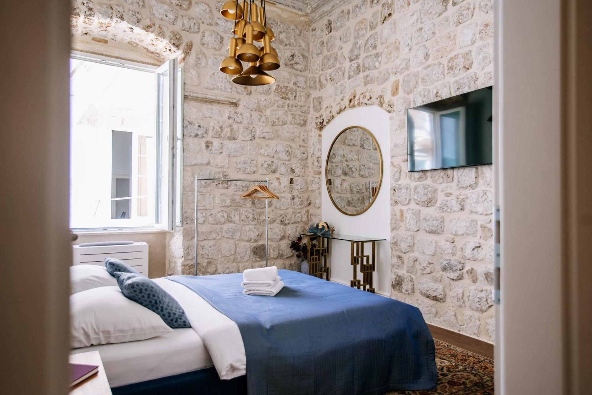 Central W Apartment & Rooms By Duhomes Ragusa Esterno foto